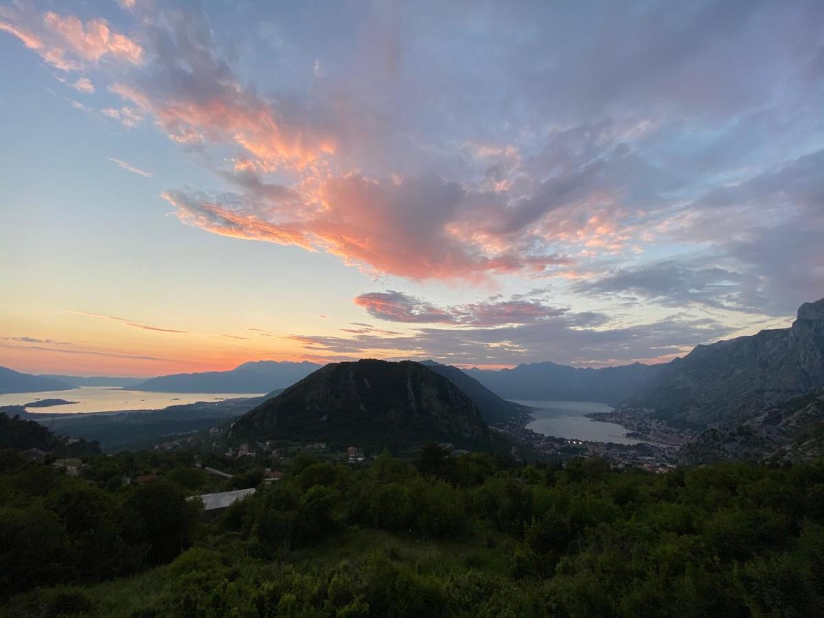 Apartment Lorena Kotor Zewnętrze zdjęcie