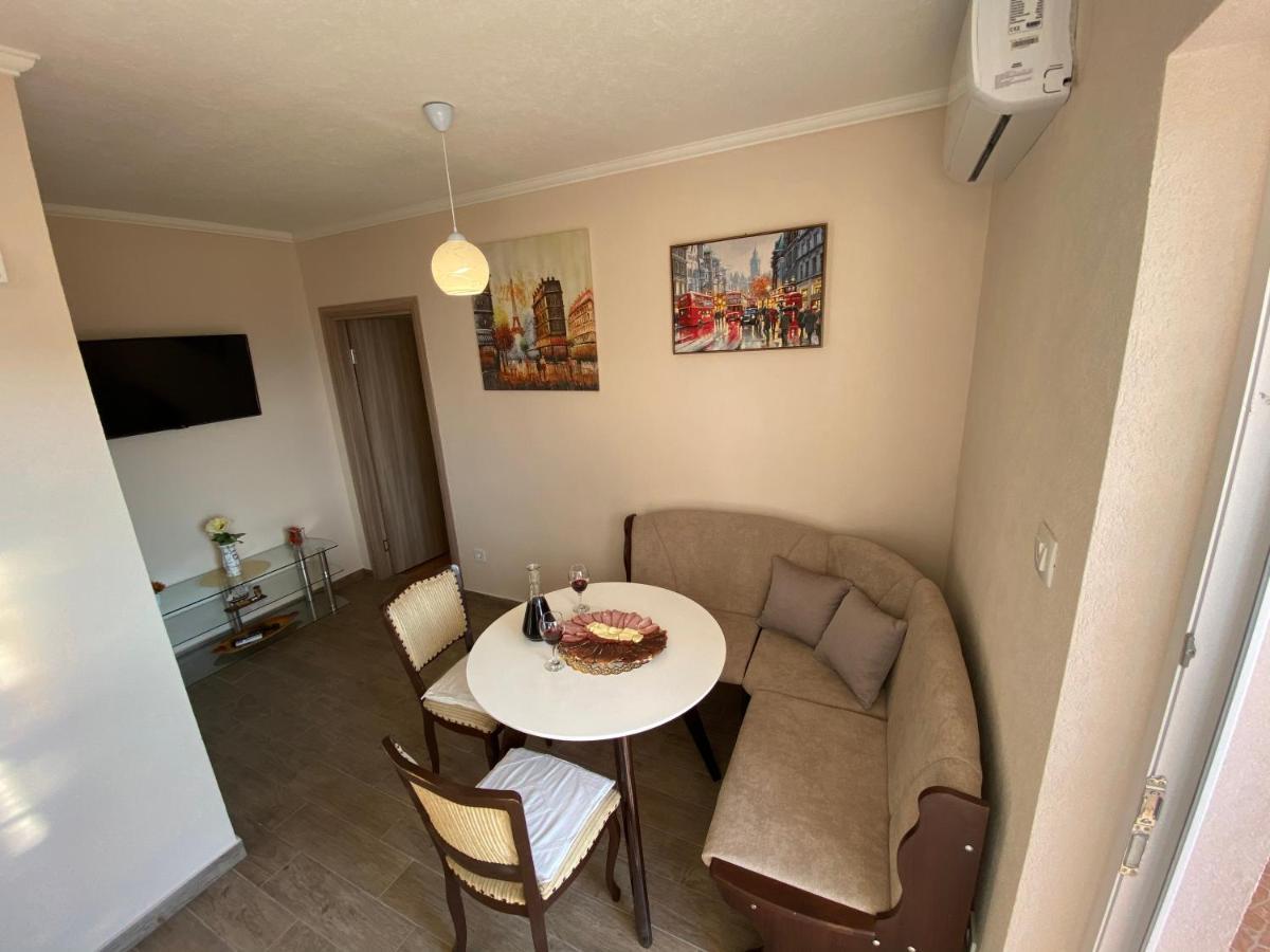 Apartment Lorena Kotor Zewnętrze zdjęcie