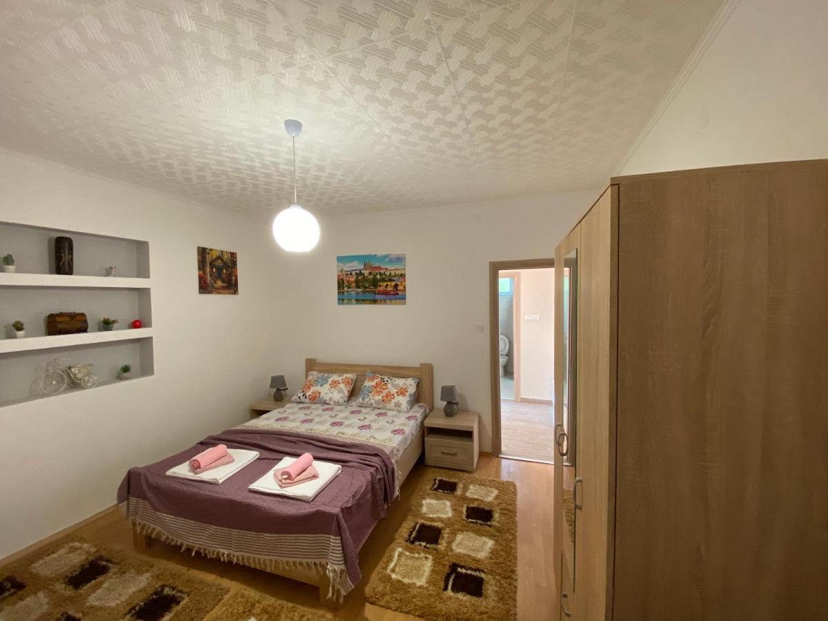 Apartment Lorena Kotor Zewnętrze zdjęcie