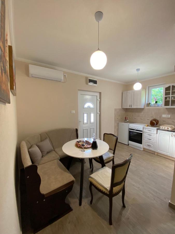 Apartment Lorena Kotor Zewnętrze zdjęcie